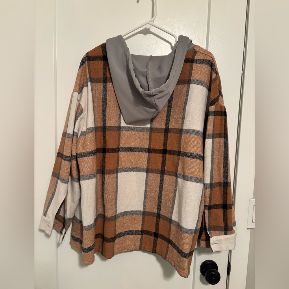 Women's Plaid Button-Up Jacket with Hood - Picture 2 of 3